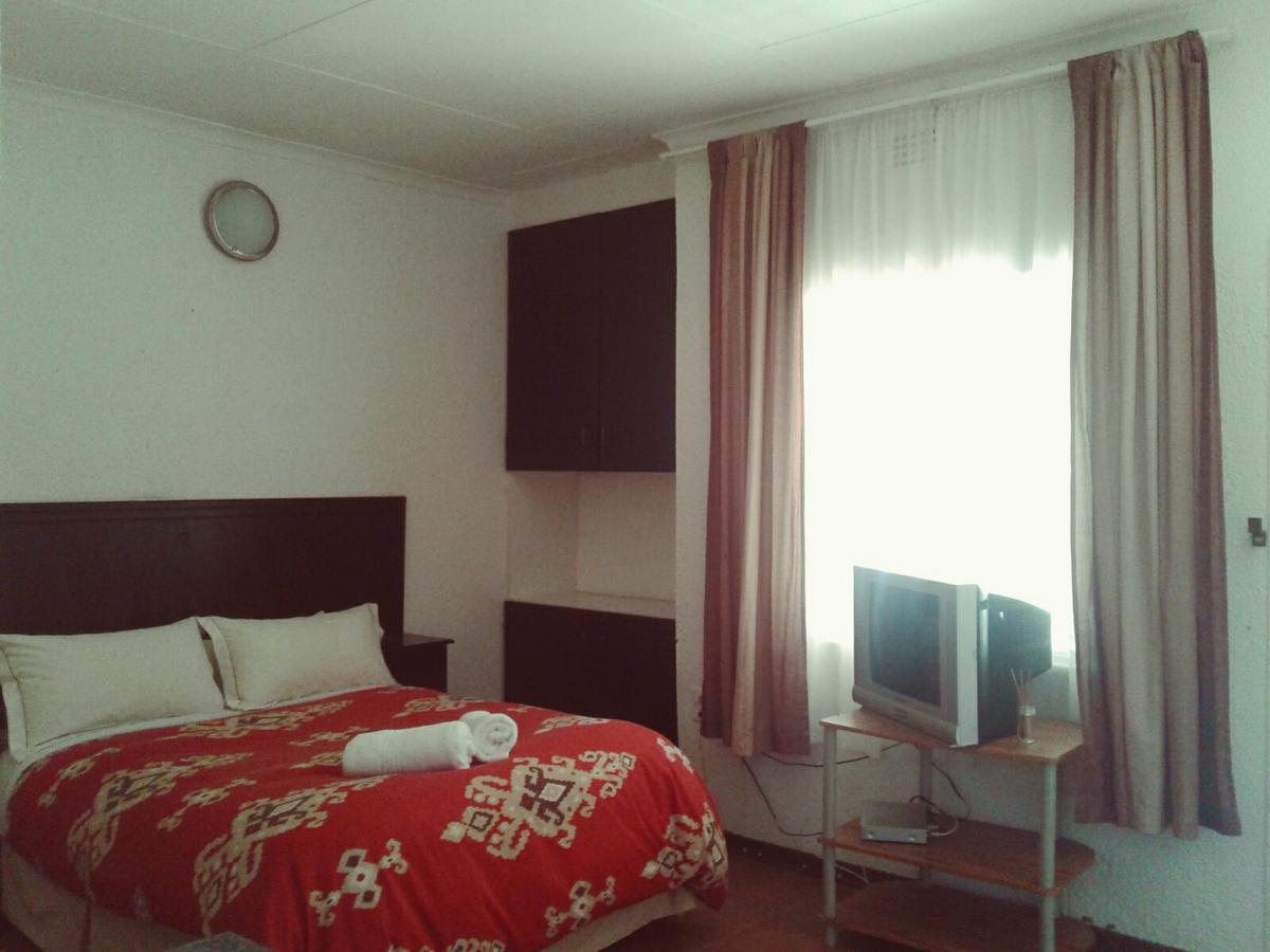 Road View Lodge 弗朗西斯敦 外观 照片
